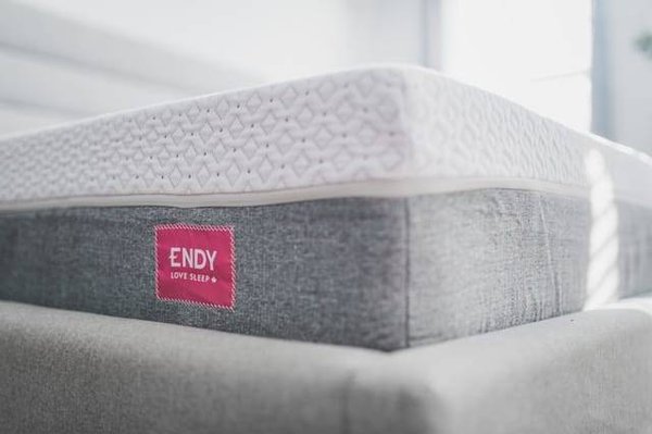Comment choisir son matelas : Confort ferme, mi-ferme ou souple ?